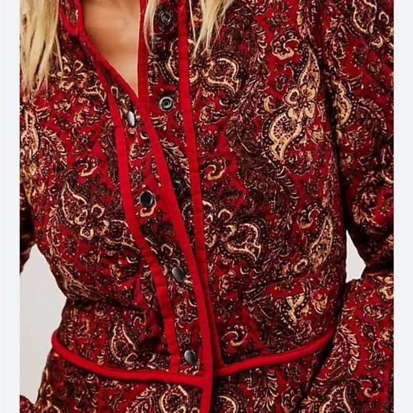 Free People Zoey Red Quilted Paisley Jacket Size M NWOT - Picture 4 of 6